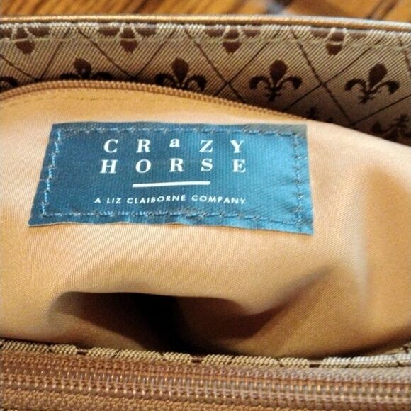 NWOT Liz Claiborne Crazy Horse Vegan Bag - Picture 5 of 12